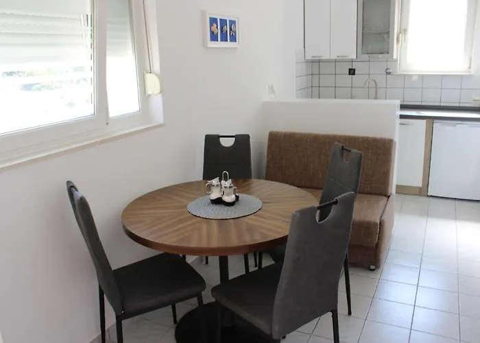 Adria Sara Appartement *